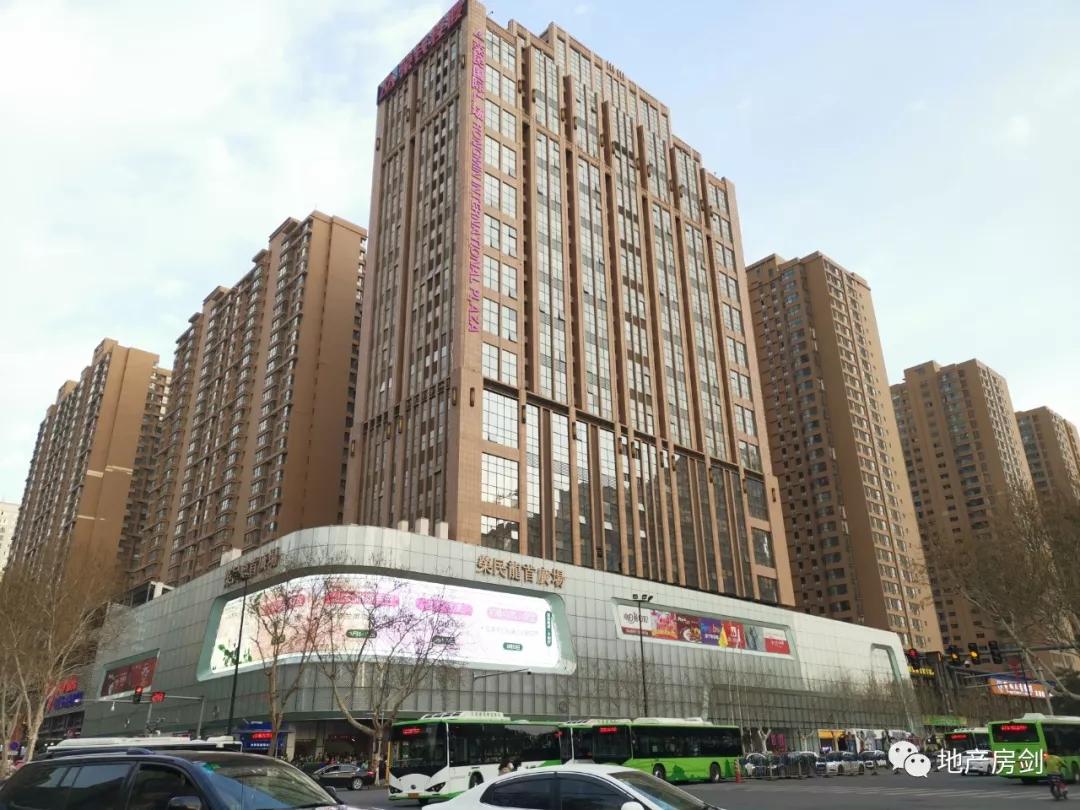 当然,荣民在西安的地产版图早已经走出龙首板块,荣民在西安城东,高新