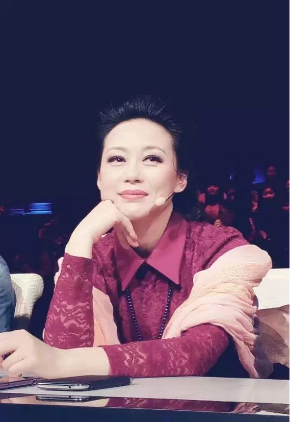 沈培艺,著名舞蹈家,人到中年仍然被广泛奉为舞蹈女神.