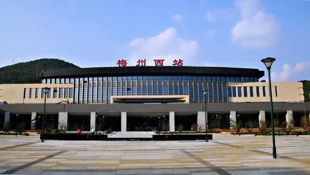 梅州西站2019年全国第三季度铁路调图据悉,10月11日开始,随着全国