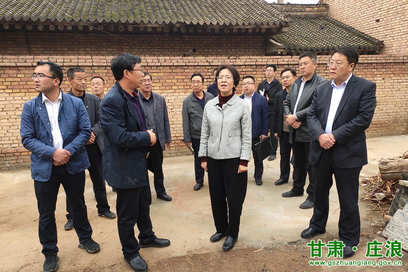 马琨督查南坪镇脱贫攻坚自查验收工作开展情况