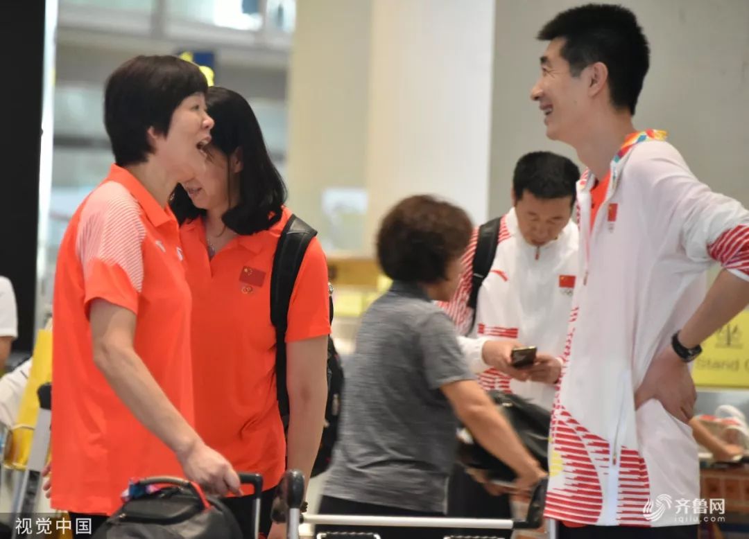 刚刚,他回山东老家了_安家杰