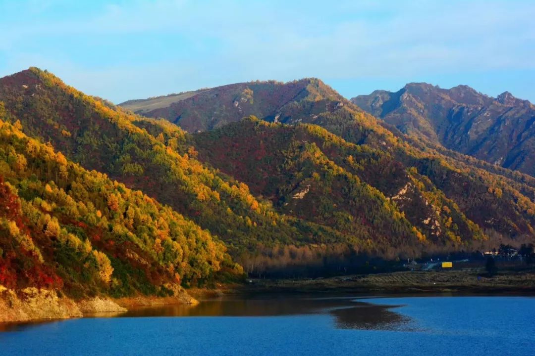 云谷川的绚丽秋色