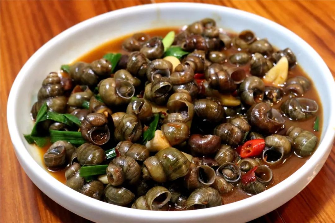 酱爆螺蛳是最能品尝出螺蛳原汁原味的做法之一!