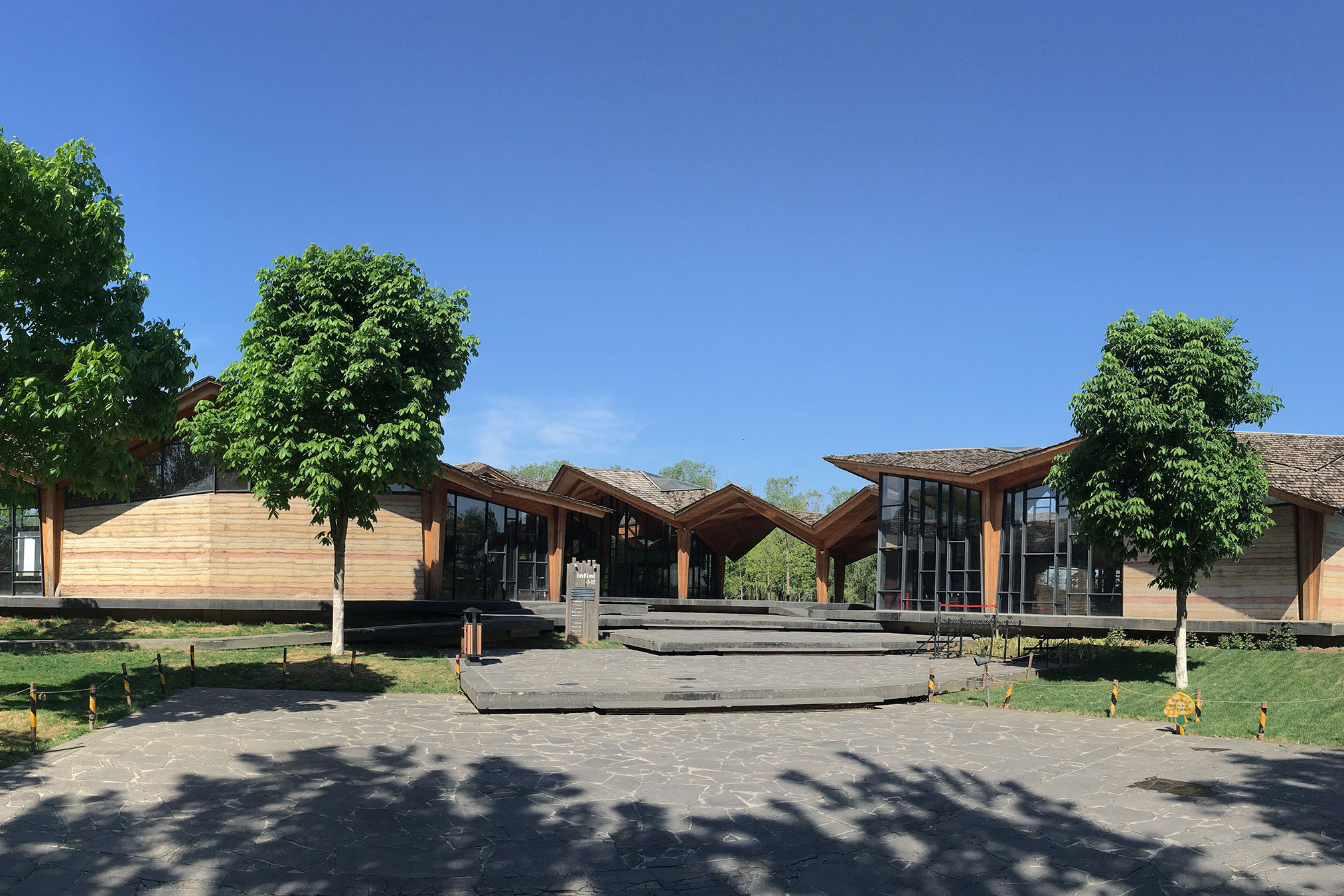 藏在森林中的infini小镇