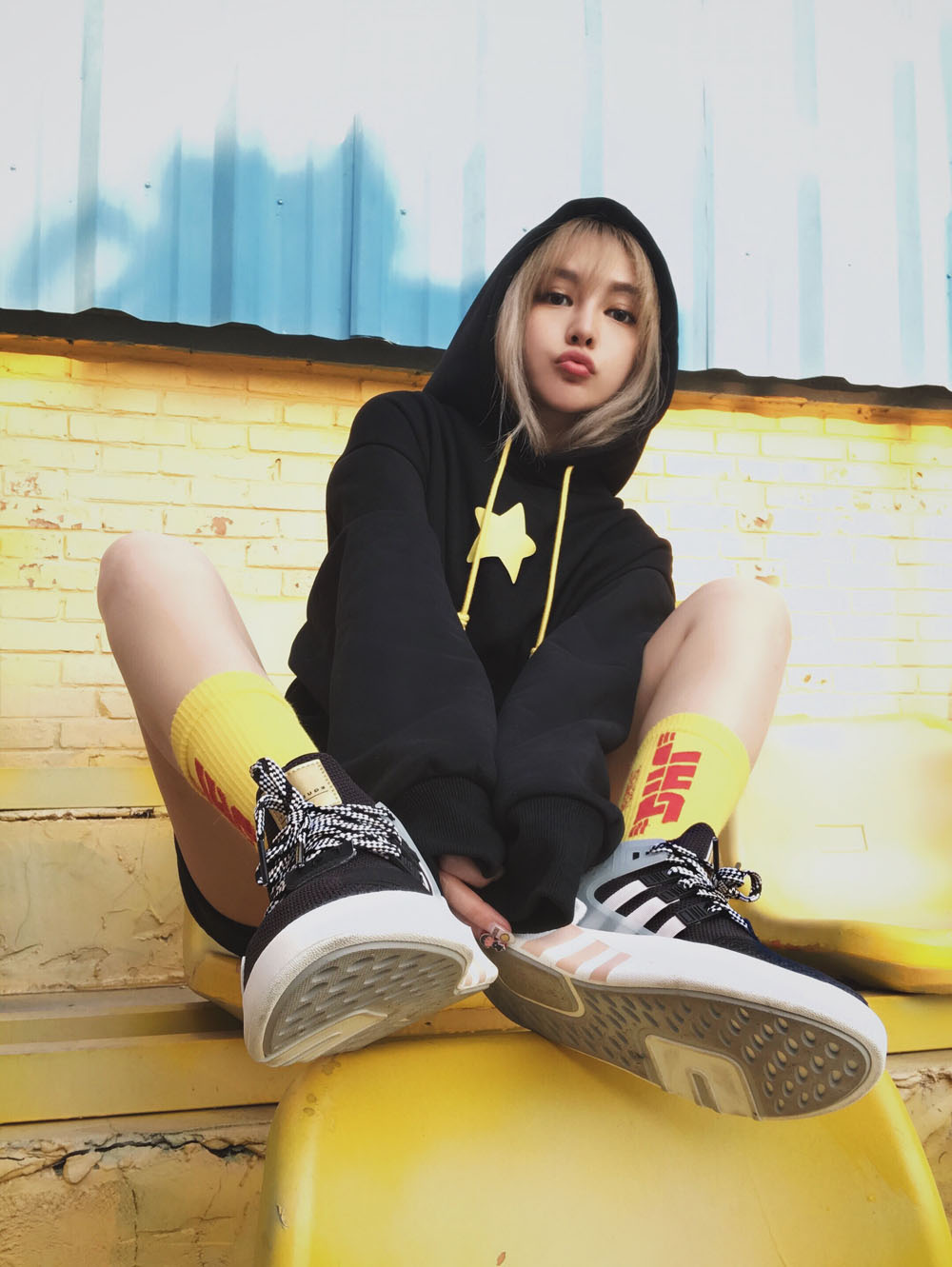 众多国内球鞋女神上脚!腿精们穿球鞋真让人血脉偾张!