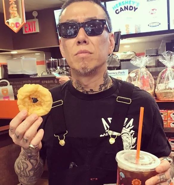 kiku punk今天小弟为大家介绍一位日本纹身师