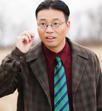 原创曾经是巴蜀著名笑星却甘当影视剧配角今收获国际奖项认可