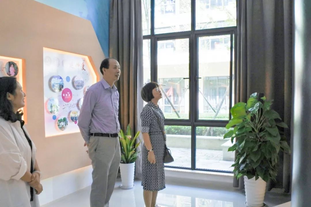 商会拜访江苏希诺实业有限公司董事长黄伟军