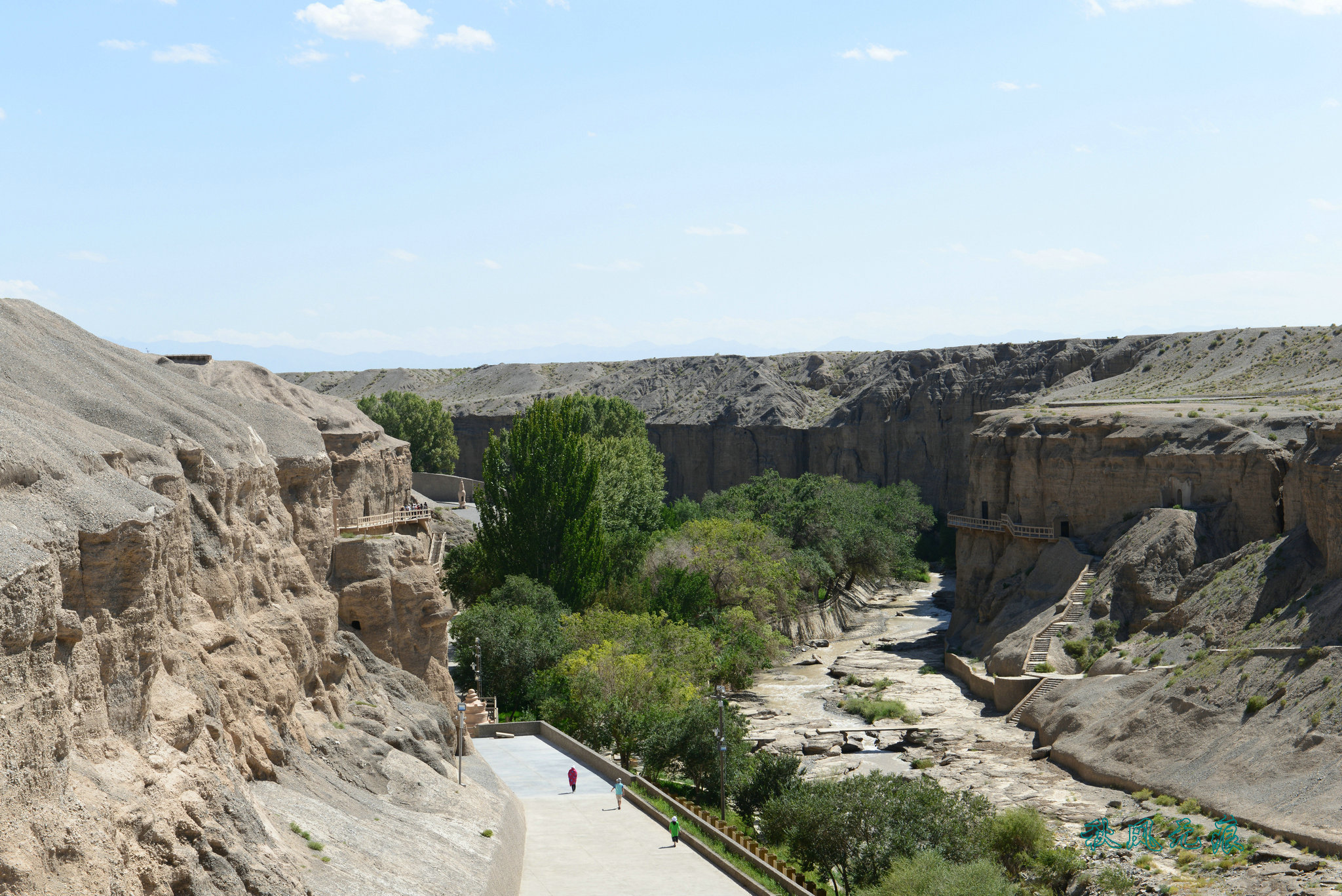 瓜州戈壁深处探寻榆林窟千年流淌的美与秘