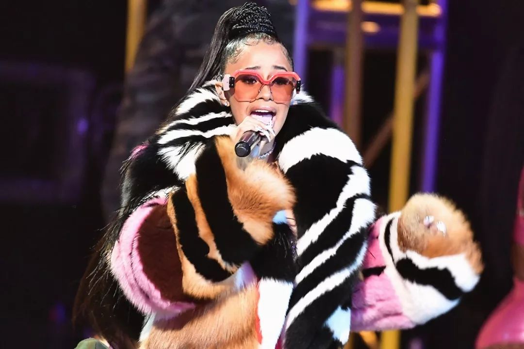 美国有嘻哈开播cardib频频爆金句