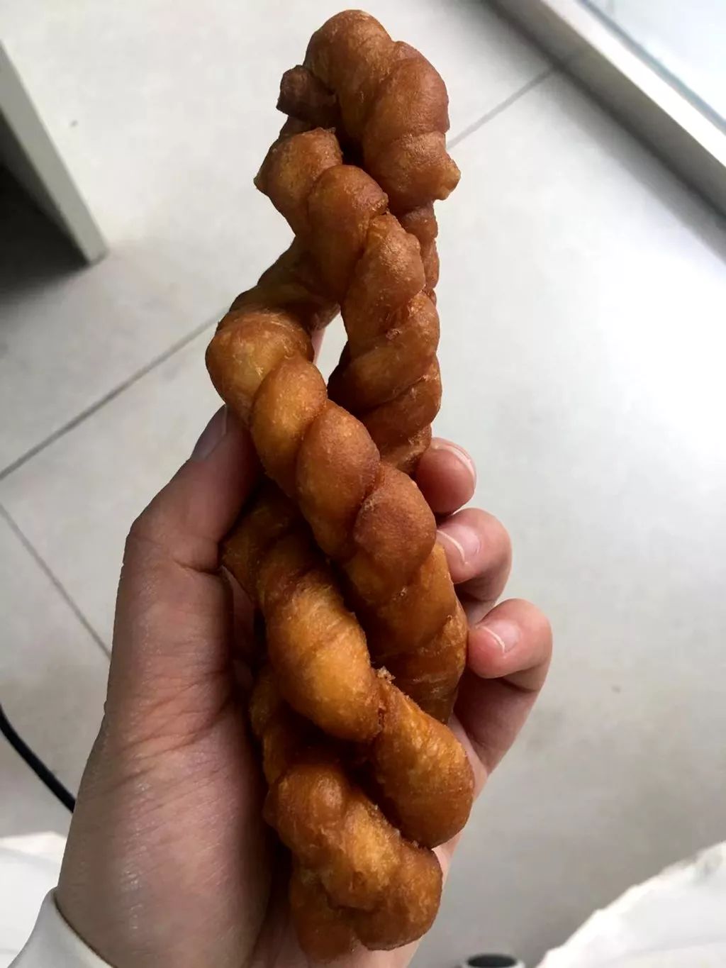 消失在我们生活的白糖粑和麻花儿就在丹棱的农贸市场里我都替你找出来