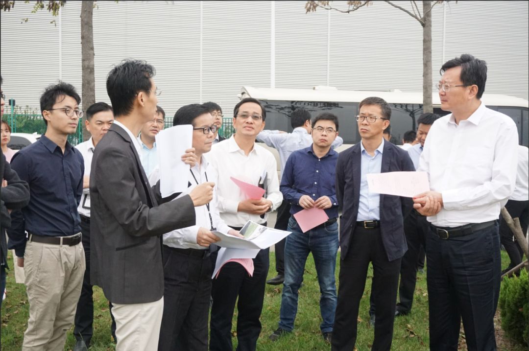 焦亚飞一行先后来到常福街道路捷鲲驰高端仓储物流,常熟经开区万国