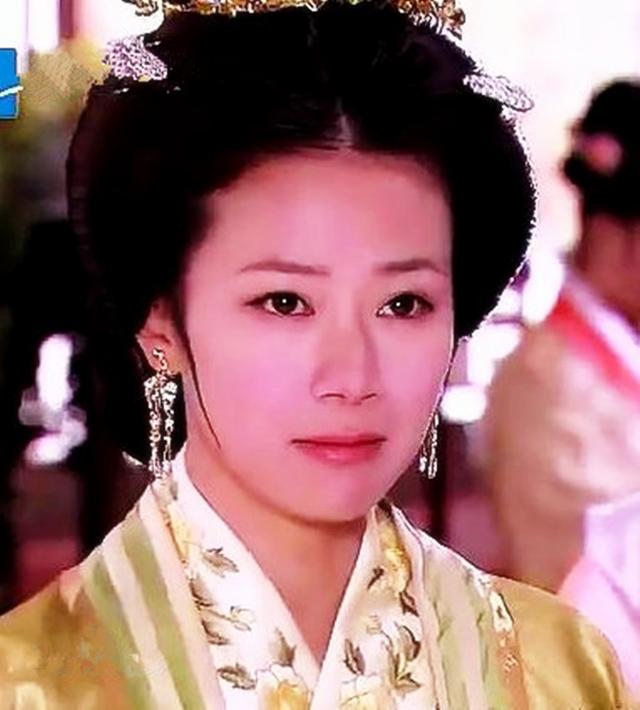 就被皇帝打入了冷宫,原因竟然跟一个宫女有关_万贞儿