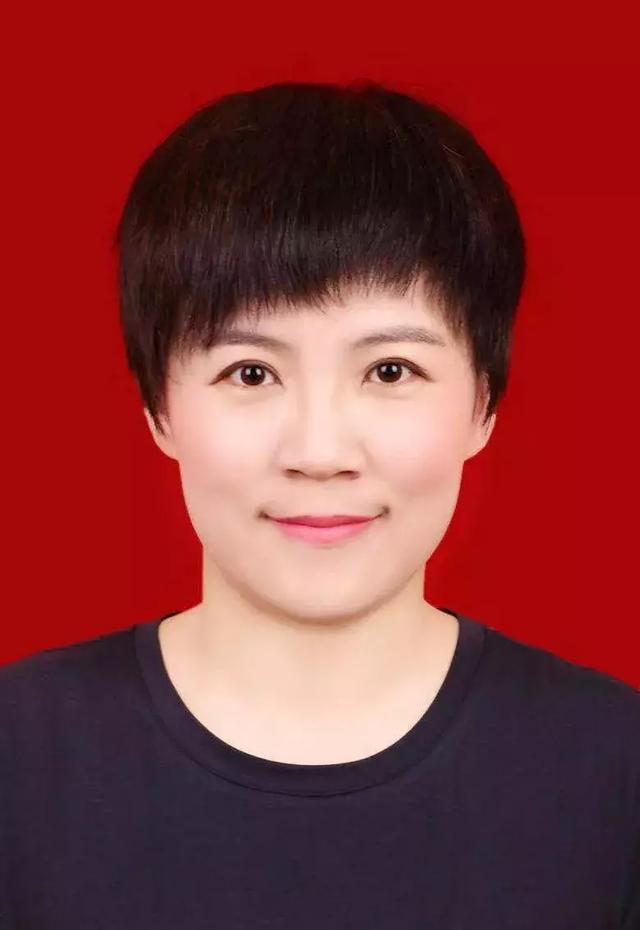 潍坊中学五名教师获得十二项育人为本基本制度典型案例金点子