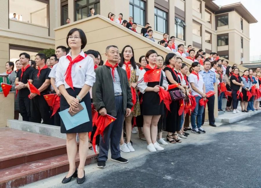 我是梦麟小主人系列三东风小学教育集团梦麟校区队组织成立仪式