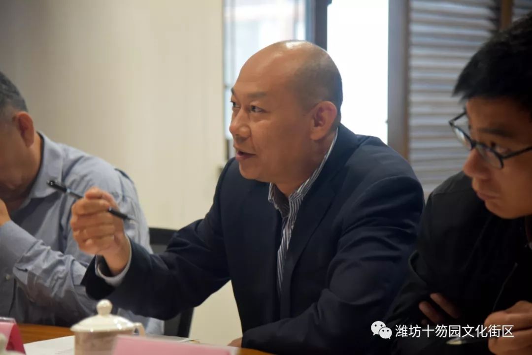 潍坊市会展服务中心副主任邱松一行赴十笏园文化街区调研