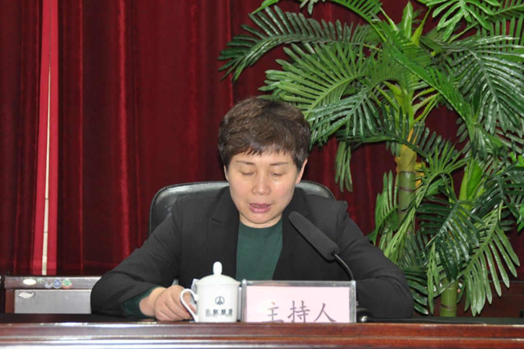 青海省教育厅邀中央党校刘余莉教授和聂菲璘老师作传统文化专题讲座