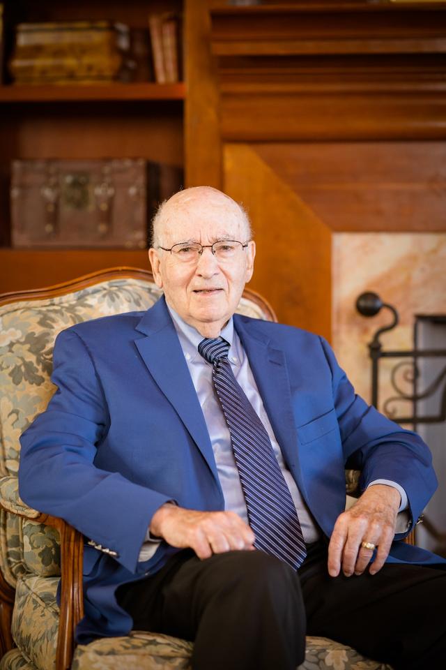 营销之父科特勒来华运动睡眠生活方式成为公众关注焦点