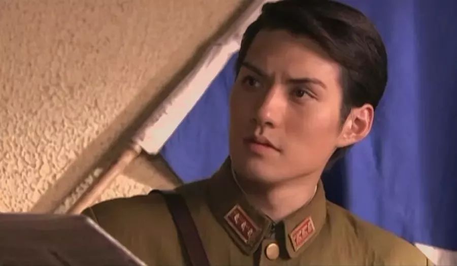 《奇人奇案》里的叶医生.