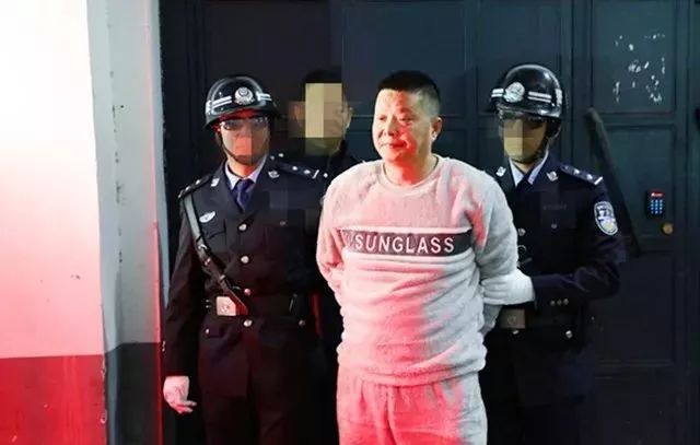 经最高人民法院核准,并下达对彭宅江执行死刑命令,今日清晨,市中院