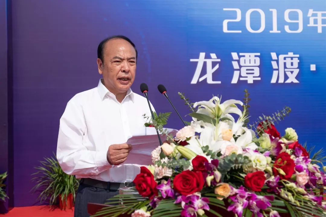 县发改局党委书记,局长王先勇介绍项目情况副县长陈伟琴致辞县委常委