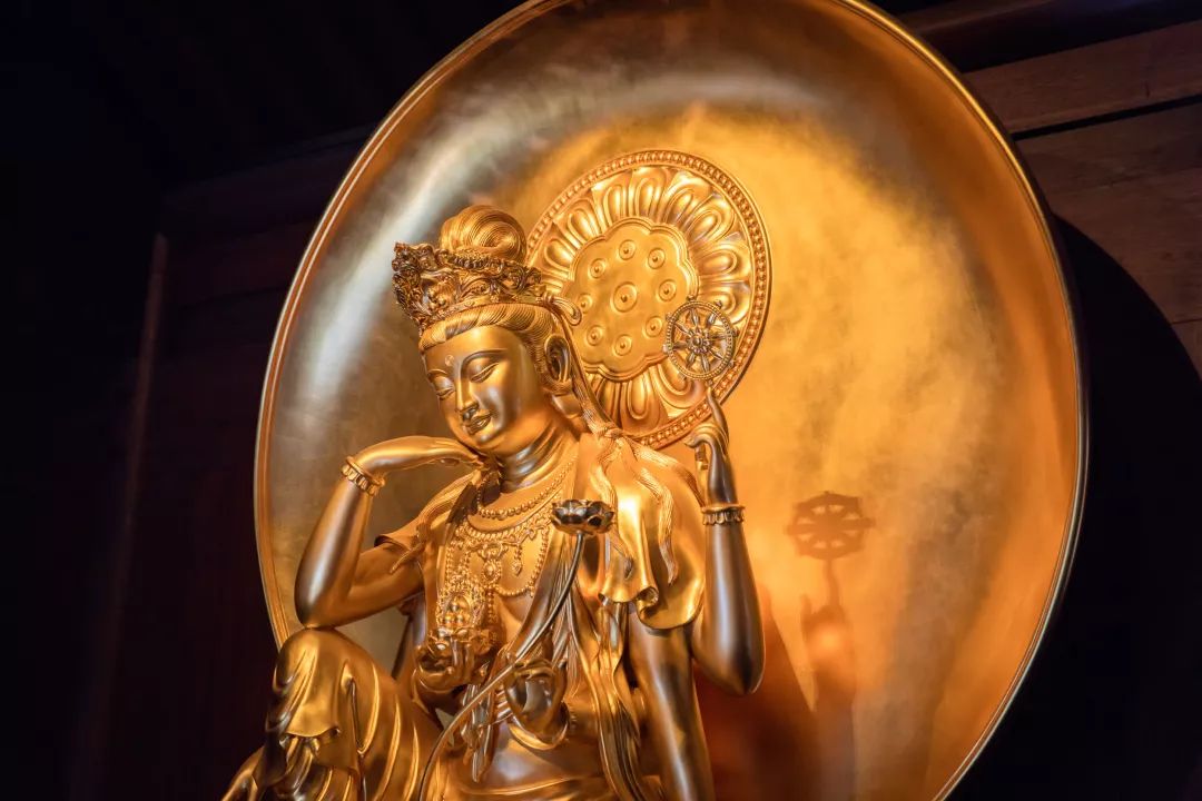 上海玉佛禅寺 大悲殿 如意轮观音到宋代之后,随着市民阶层的兴起,以及