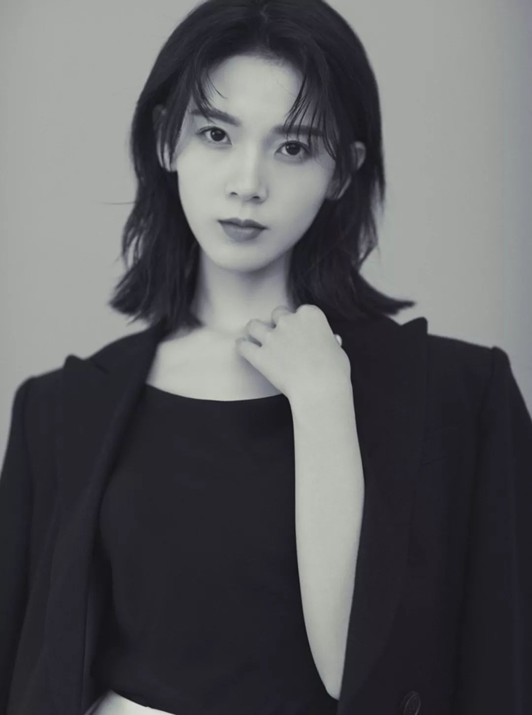 唐人星图陈瑶初秋写真大片又a又飒玩转御姐范儿