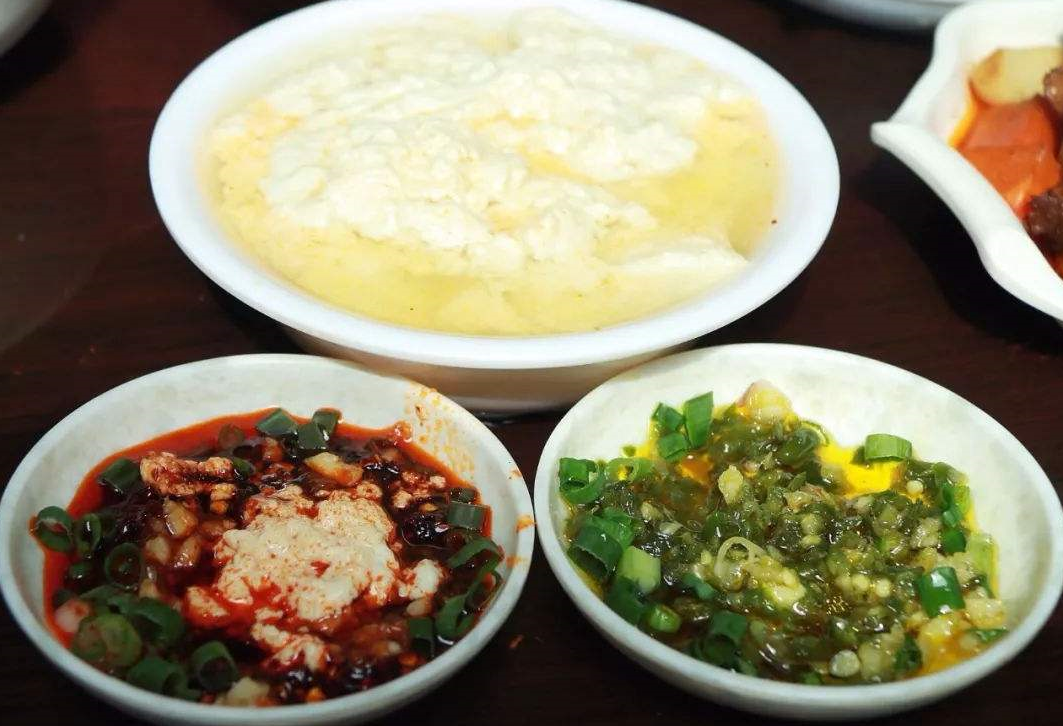 一顿不起眼的重庆豆花饭,其实味道很巴适哟!