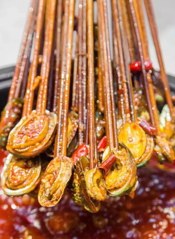 5折随便撸小娄巷这家奢侈的鲍鱼串串开业啦