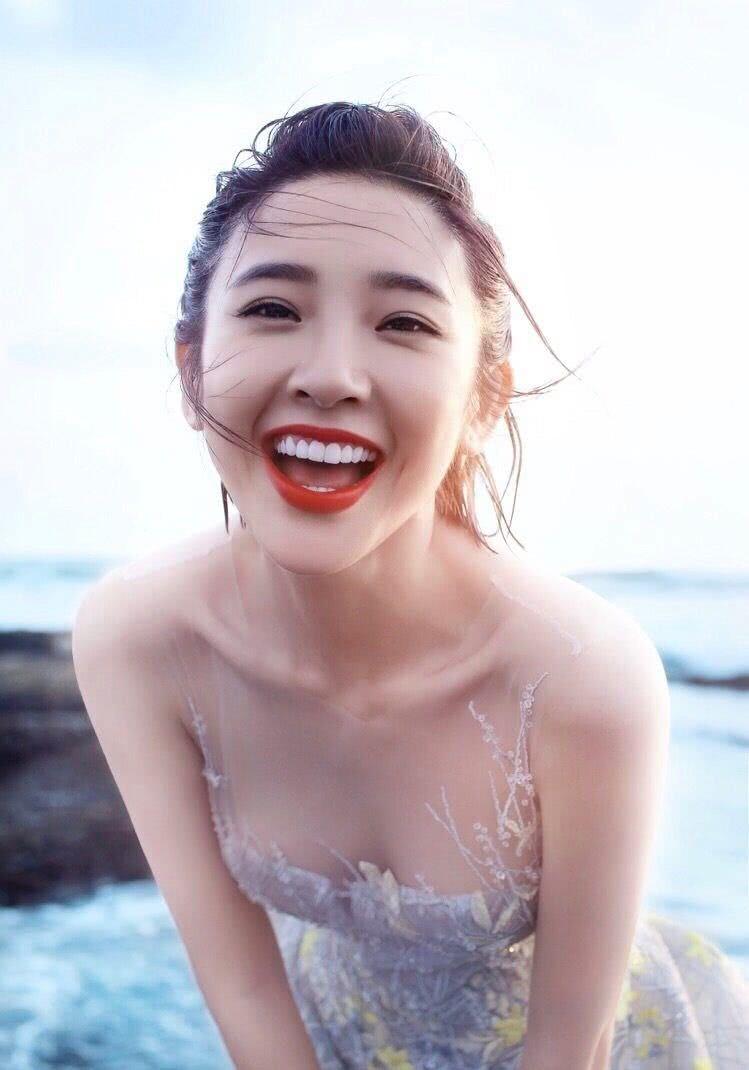 唐艺昕张若昀的孩子会长啥样当证件照重合网友马思纯