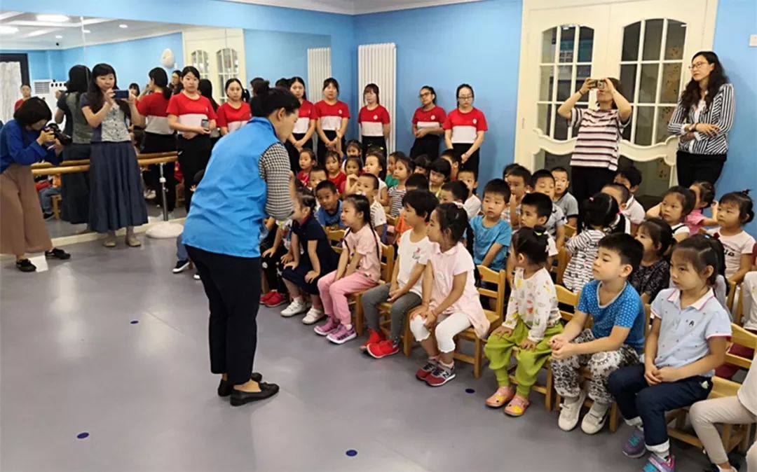 走進北京市東城區環球教育實驗幼兒園 | 垃圾分類宣傳教育活動