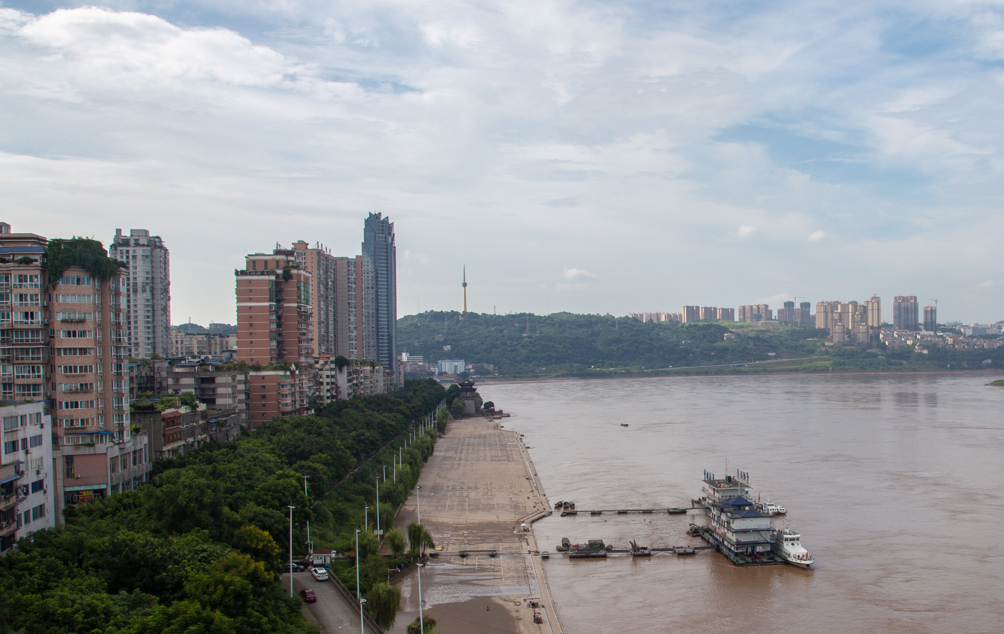 泸州滨江路简介图片