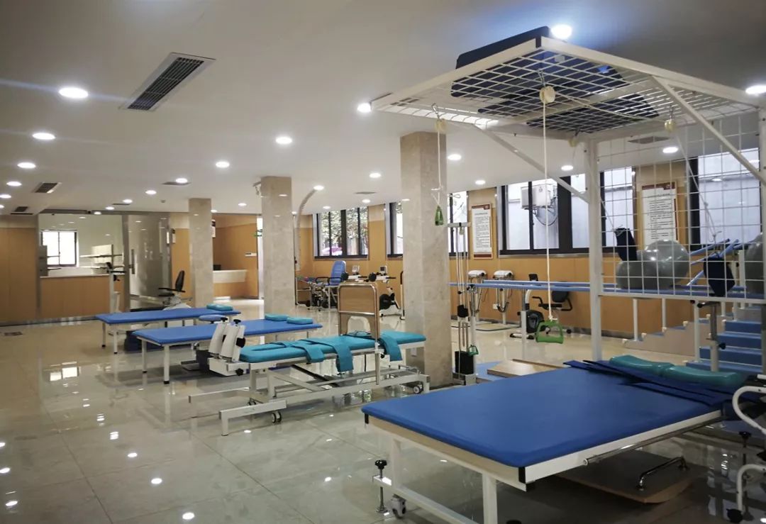 区情快递邻近地铁5号线和睦站全省首家社区级医疗康复中心上线