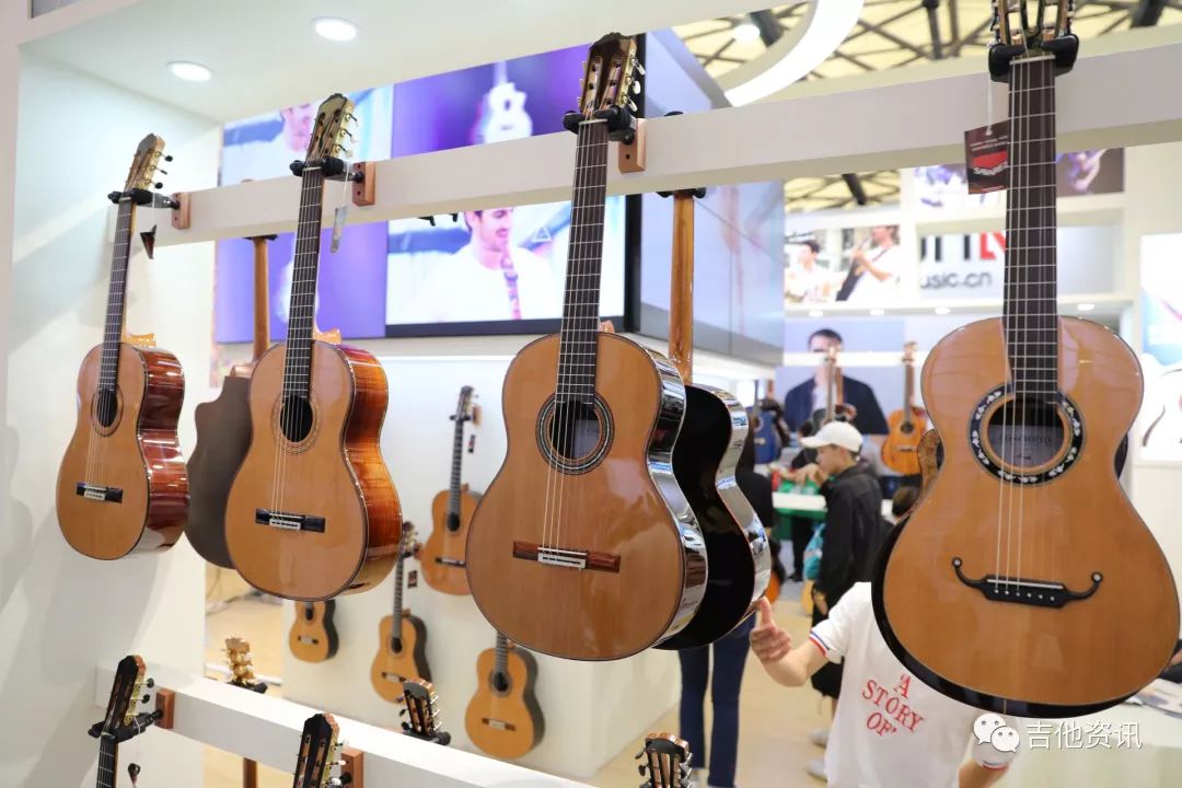 网上看乐展,gc带你看(2)—全景扫描 超多组图 逐家浏览 吉他繁华