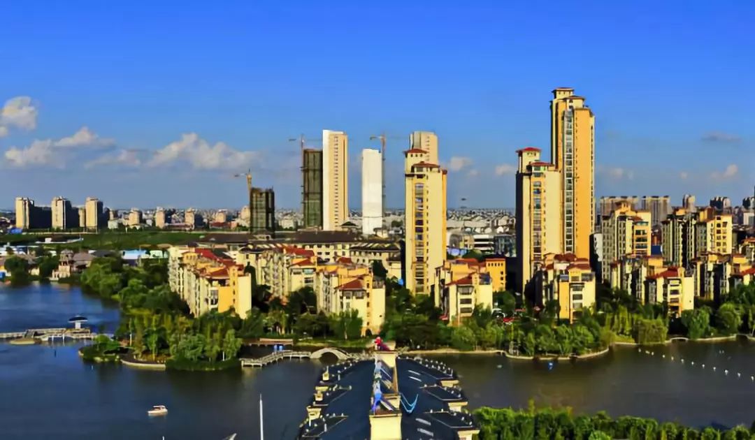 如东县城·图片来自网络而在2018年,《如东县文体中心区域发展