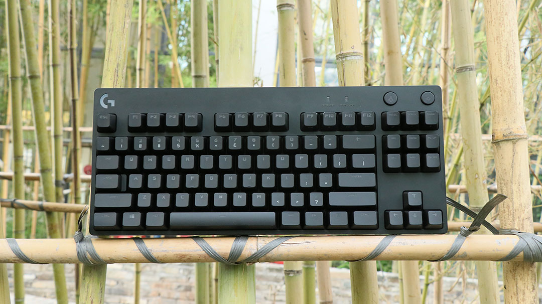 职业选手量身定制可更换轴体罗技gprox游戏键盘评测