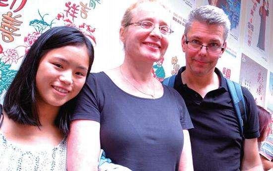 为什么外国人喜欢收养"中国孩子"?尤其是女孩子?看完让人泪目_孤儿