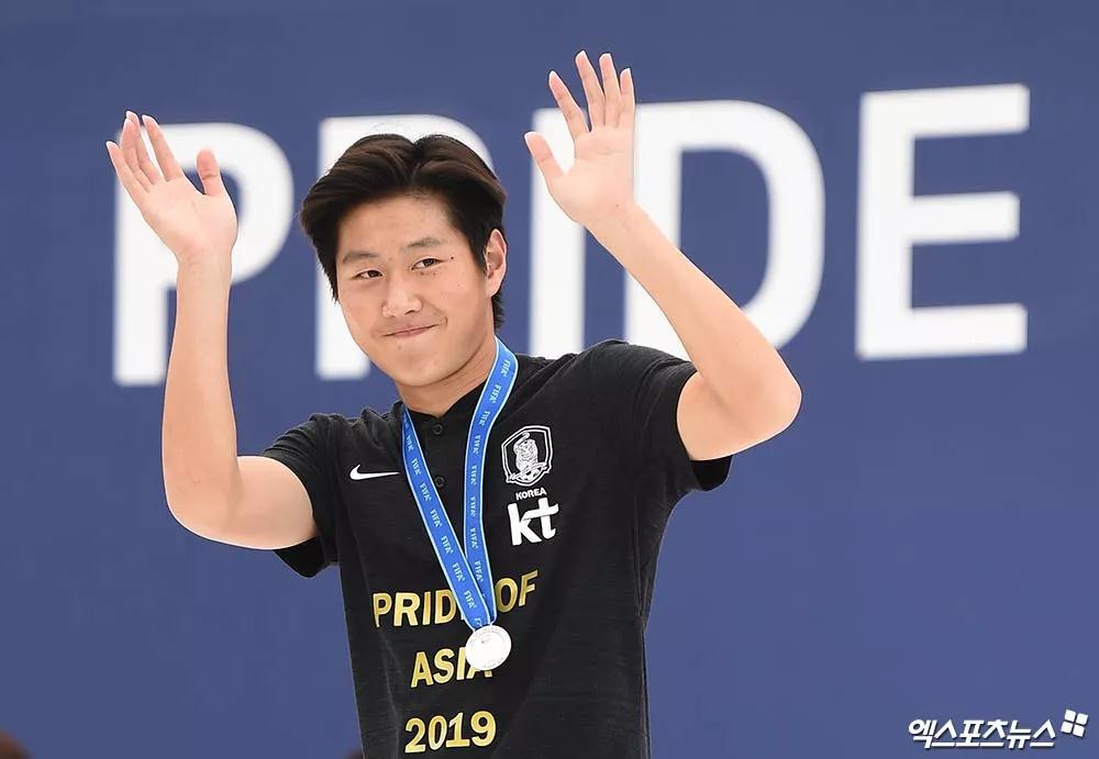 人人都爱李刚仁