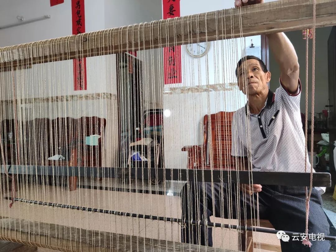 冬暖夏凉,自然清香的龙须席,呢次要在全国出名啦!