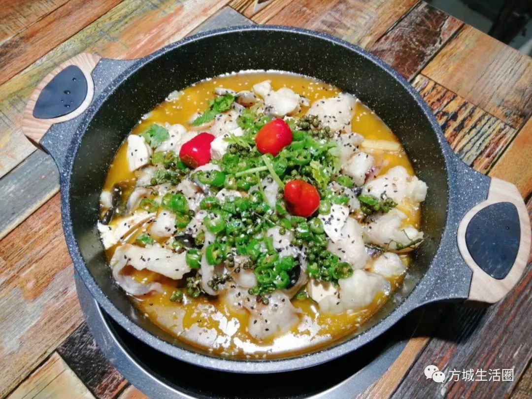 天天爆满第二波优惠继续走起只因太好吃方城这家豆花鱼需要排队才能吃