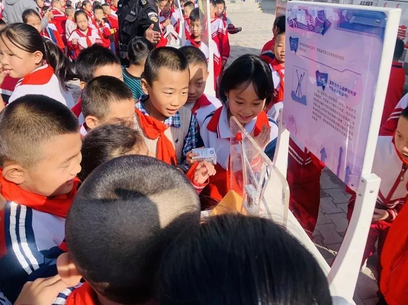 科普进校园 走进玉泉区头道巷小学