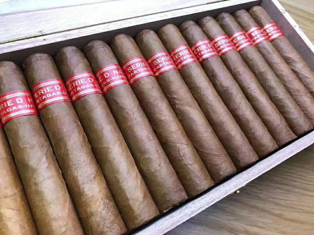 新手入门古巴雪茄:帕特加斯d4(partagas serie d no 4)好抽吗?