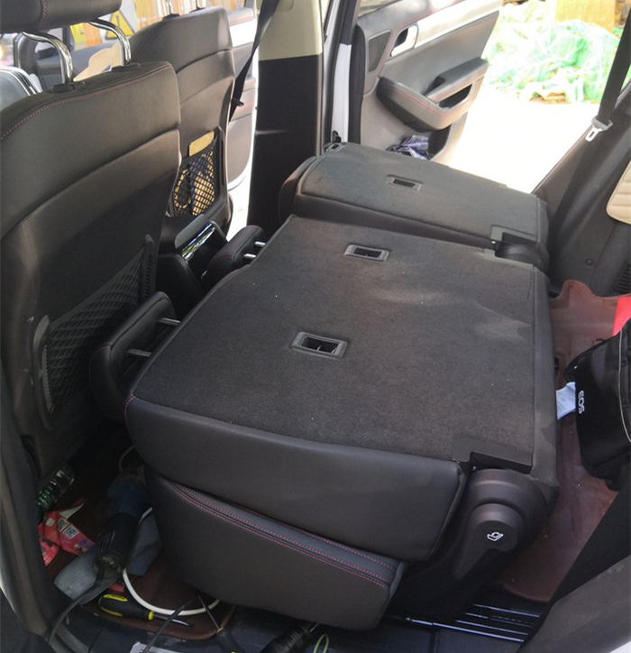 比亚迪唐dm后排座椅不能放平?