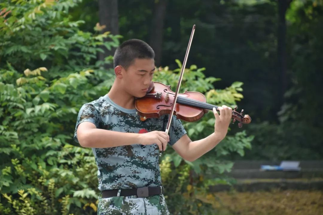 霸屏全靠有才華黃科版閃光少女一起c位出道沒有人能夠阻擋你們的光芒