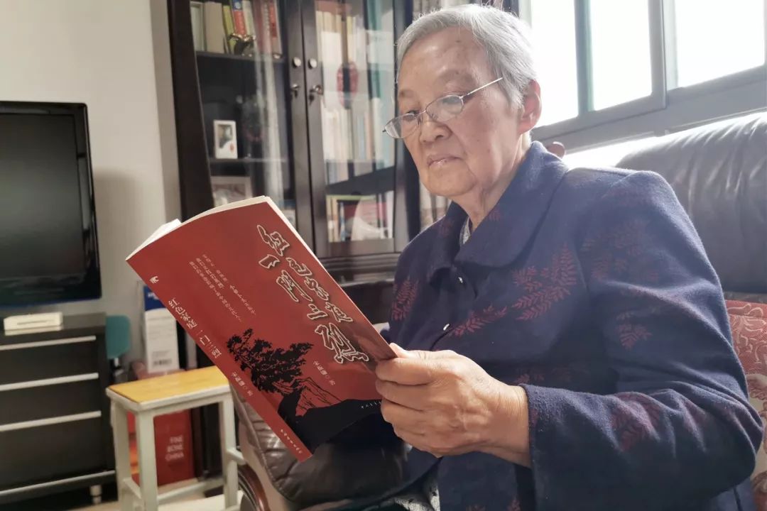 “小萝卜头” 姐姐宋振亚:革命先烈为之奋斗的理想成为现实_母亲