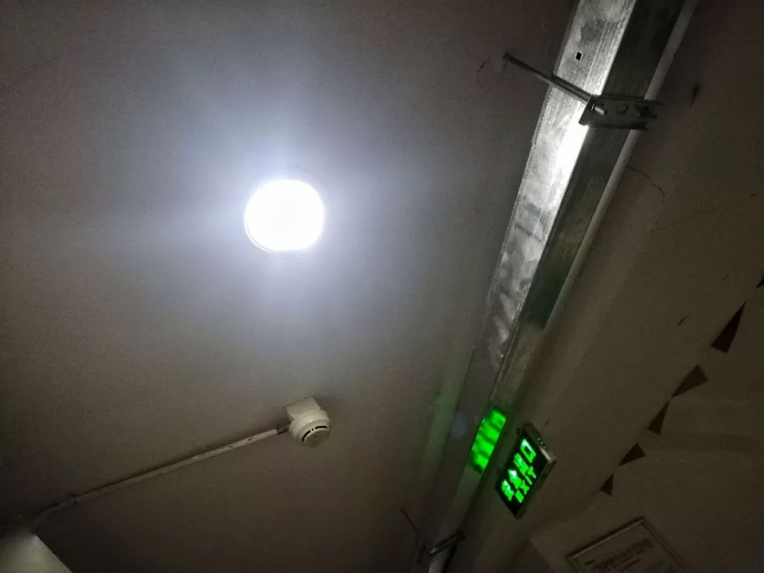 关于华科夜晚熄灯二三问