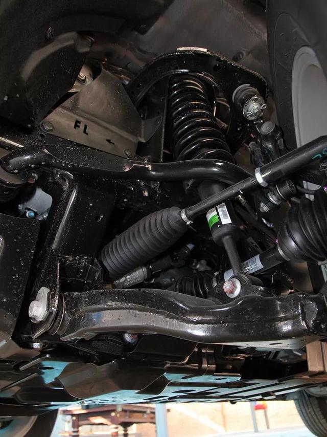 风起惊涛哈弗h9演绎越野江湖后浪压前浪