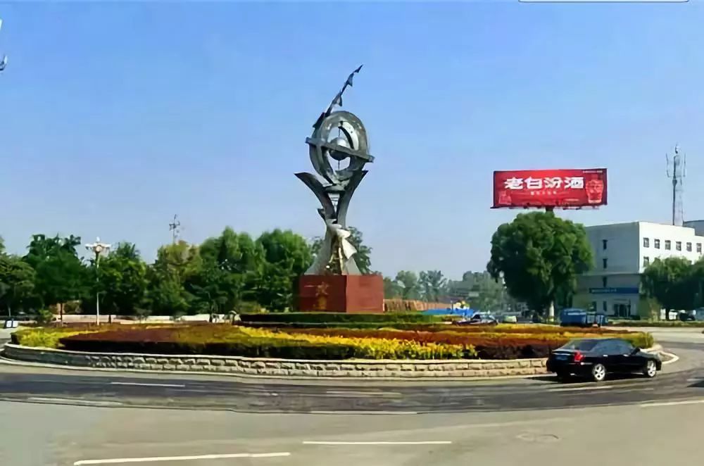 岢临和神岢3条高速公路贯穿全境国道209线,省道岢大线境内有宁岢瓦