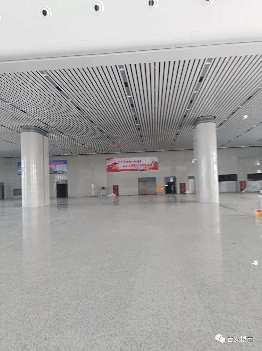 原创走起~吉安高铁西站零距离实拍,霸气初显!昌吉赣高铁通车倒计时!