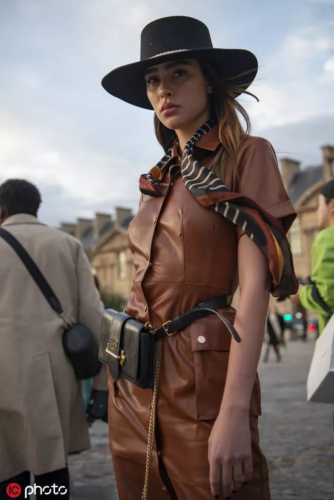 高能预警沙漠探险家们已于十月上线